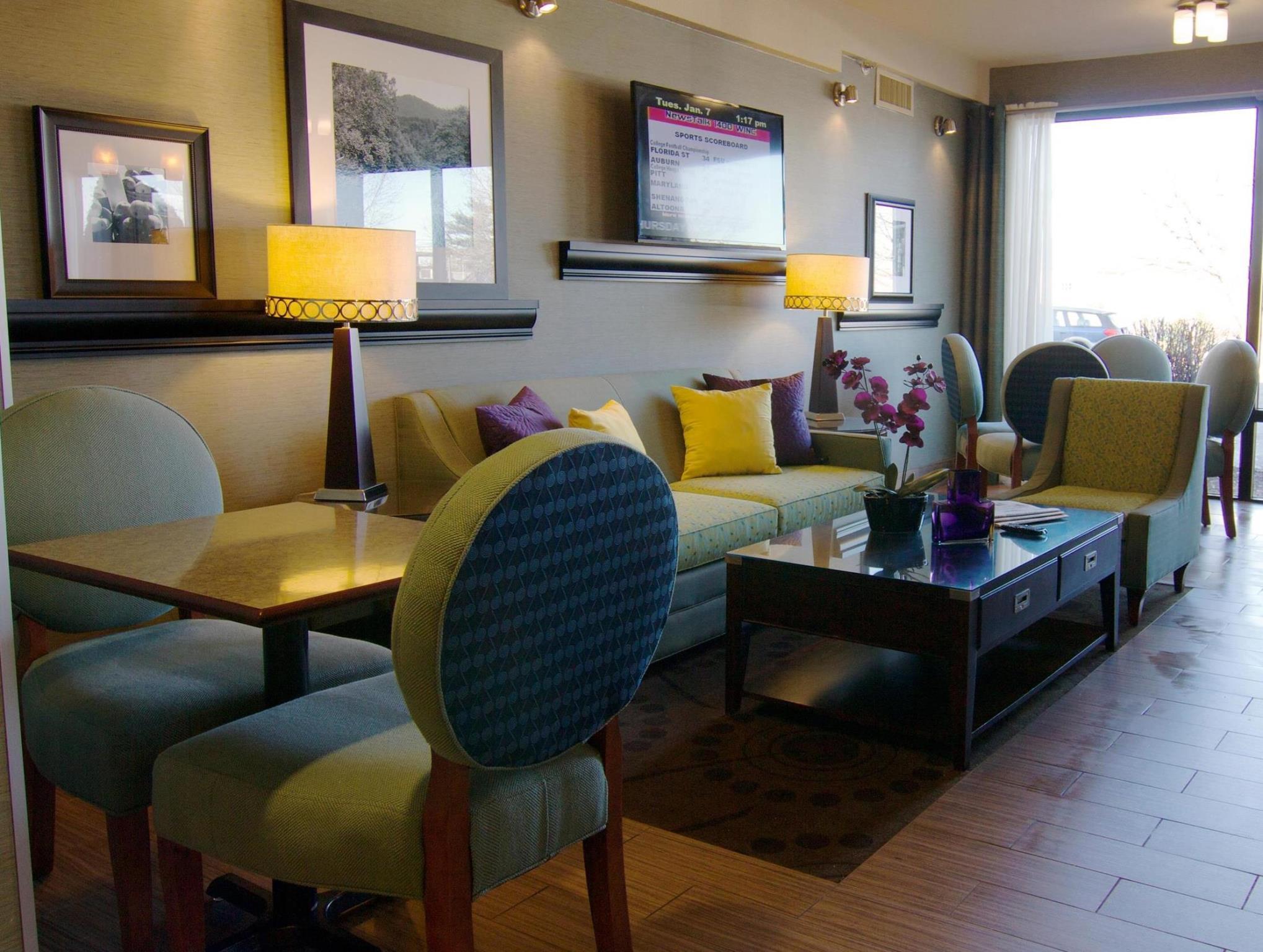 Hampton Inn Winchester-University/ Mall Eksteriør bilde