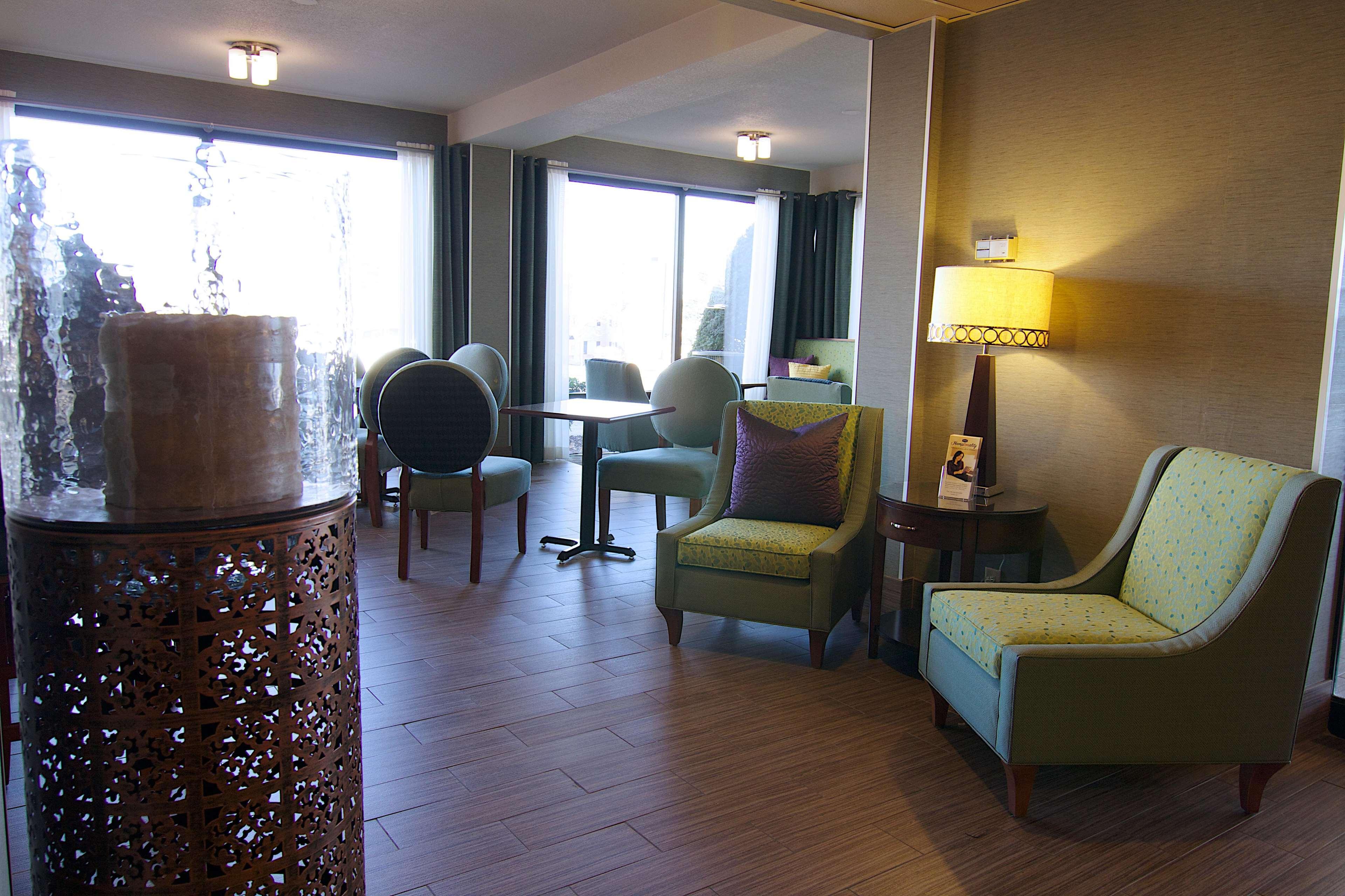 Hampton Inn Winchester-University/ Mall Eksteriør bilde