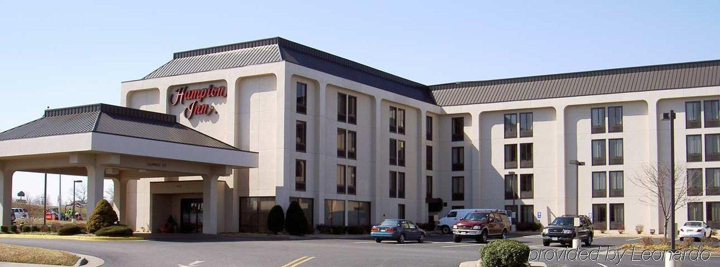 Hampton Inn Winchester-University/ Mall Eksteriør bilde