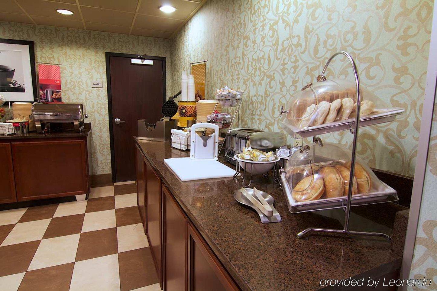 Hampton Inn Winchester-University/ Mall Eksteriør bilde