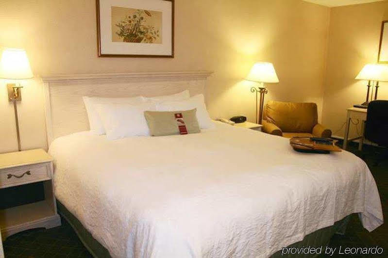 Hampton Inn Winchester-University/ Mall Eksteriør bilde